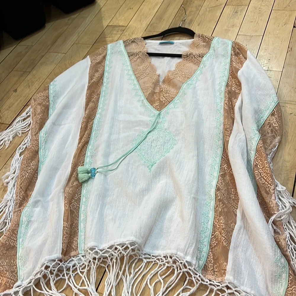 Fleur de Pirate Embroidered Caftan OS - Picture 11 of 14